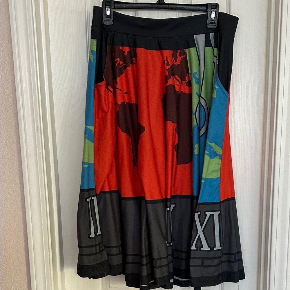 Svaha L full circle World Map Skirt